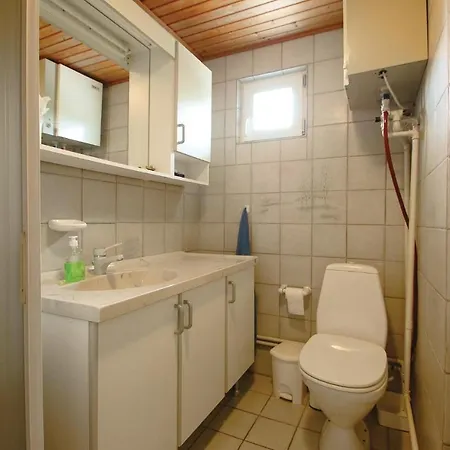 Two-bedroom In Semesterbostad